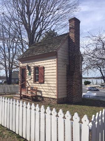 Custom House