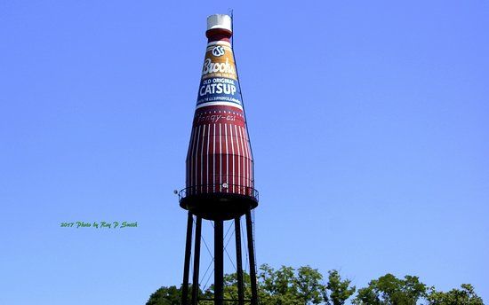 World's Largest Catsup Bottle