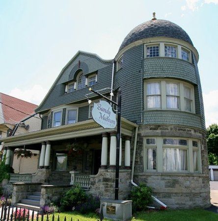 Bundy Museum of History and Art