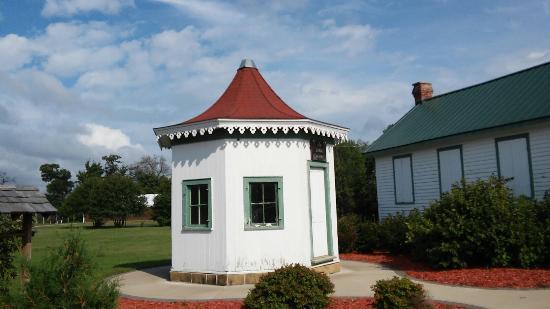 Russell J Rassbach Heritage Museum