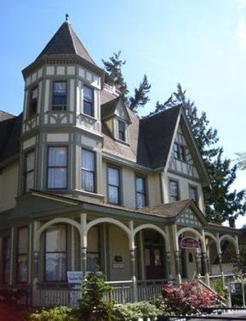 Pacific Northwest Quilt & Fiber Arts Museum