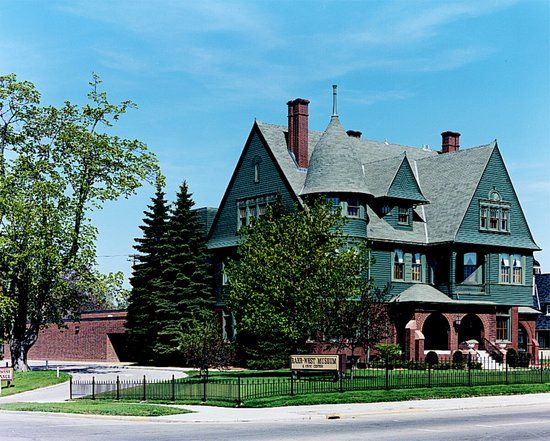 Rahr-West Museum and Mansion