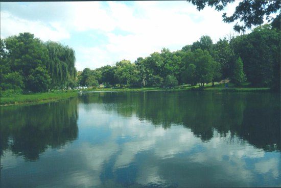 Hidden Lakes Historic Trout Farm