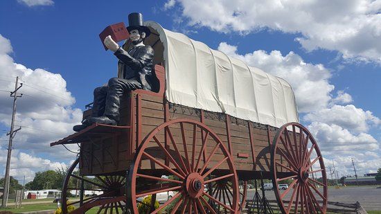 Railsplitter Covered Wagon