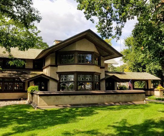 B Harley Bradley House