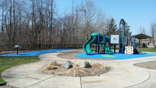 Frog Hollow Boundless Playground