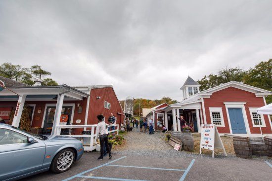 Soons Orchards & Farm Market