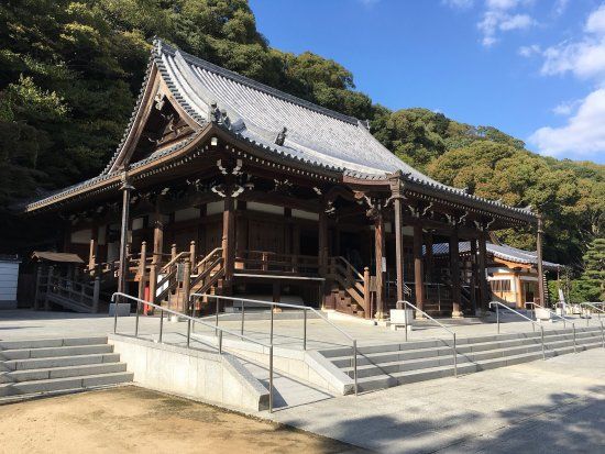 Sumadera Temple Treasure House