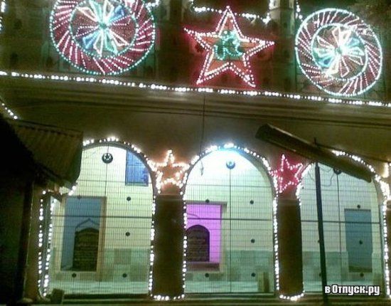 Kazimar Big Mosque and Maqbara