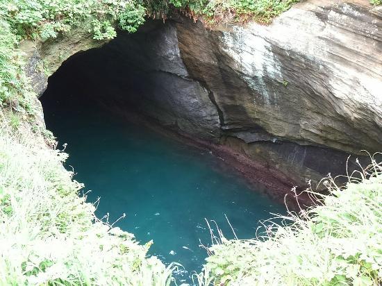 Dogashima Tensodo Cave