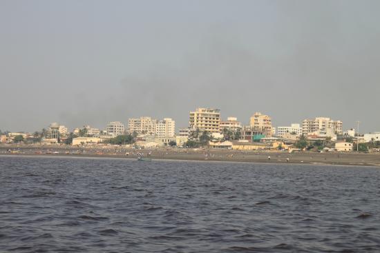 Daman Ganga Tourist Complex