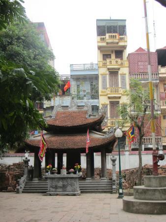 Hai Ba Trung Temple