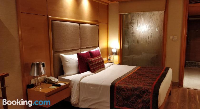 Jaypee Vasant Continental