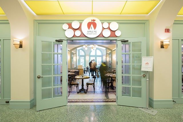 Apple Pie Bakery Cafe