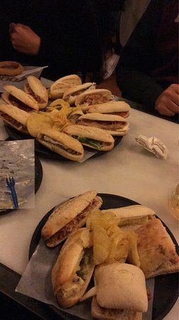 Los 100 Montaditos