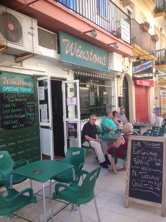 Winstons Bar