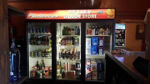 Pit Bar & Liquor Store