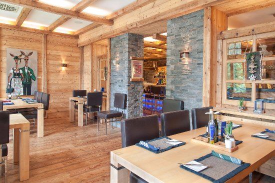 König Ludwig Lounge & Indoor Biergarten