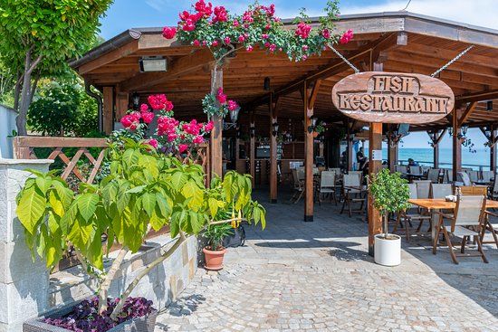 Fish & BBQ restaurant