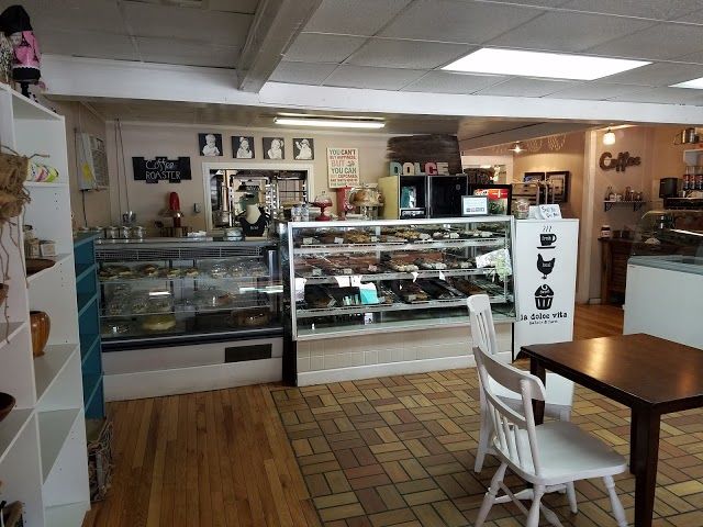 La Dolce Vita Bakery