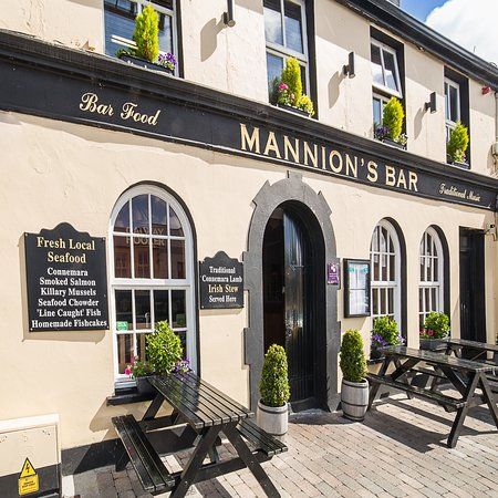 Mannions Bar