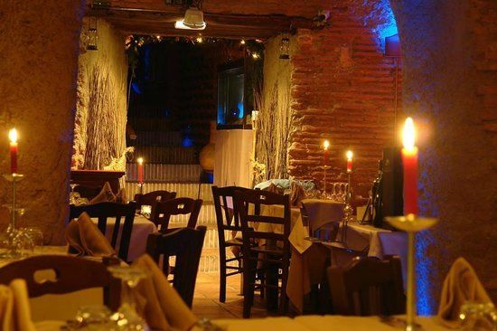 Hostaria Angeli & Demoni