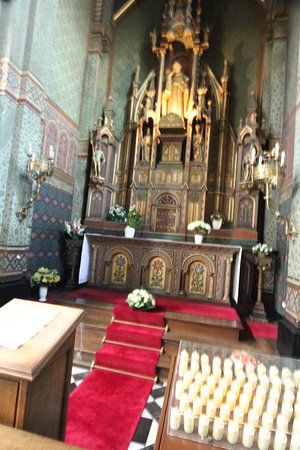 Sint-Antoniuskerk en Lourdesgrot