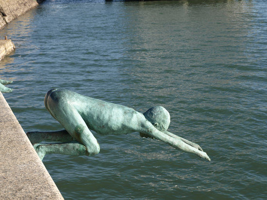 Monumento a los Raqueros