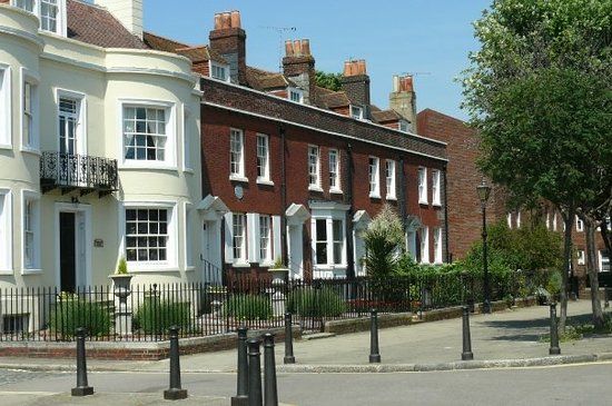 Charles Dickens' Birthplace