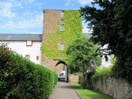 Torturm der Erzbischöflichen Burg