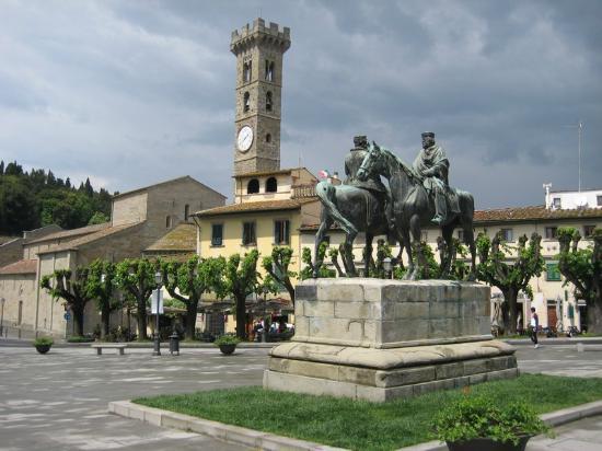 Piazza Mino