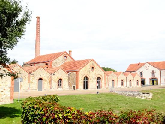 Musée Textile de Cholet et du Mouchoir