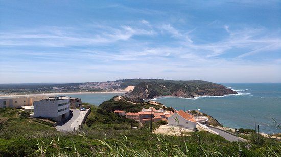 Baia de Sao Martinho do Porto