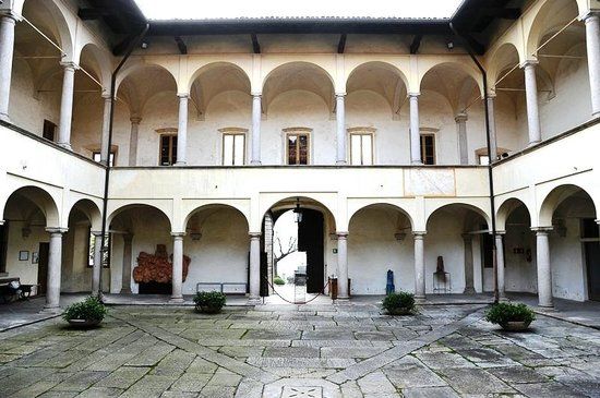 Palazzo Perabò