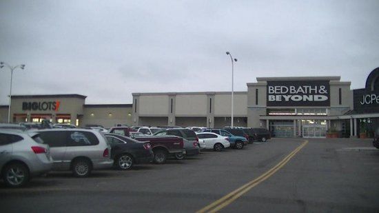 Holiday Village Mall