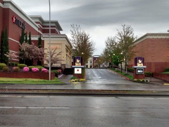 The Streets of Tanasbourne