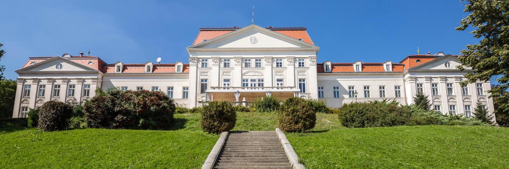 Schloß Wilhelminenberg