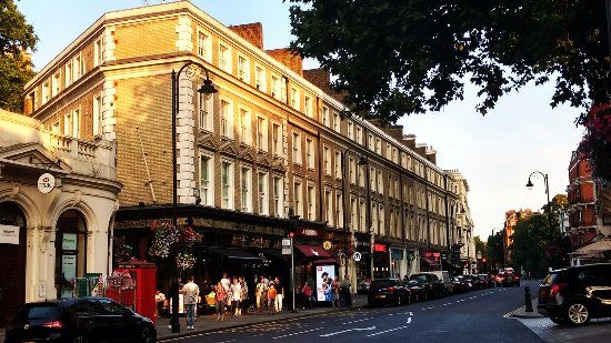 Stazione Metro South Kensington