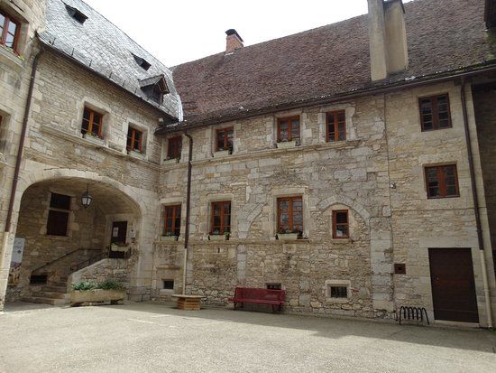 Palais de la Raymondie