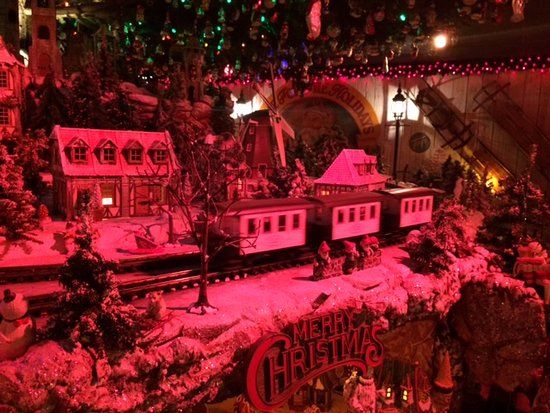National Christmas Center