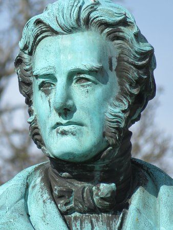 Tyndall Bruce Monument