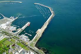 Teddy's ice cream East Pier Lighthouse