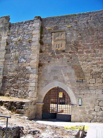 Castillo de Ledesma