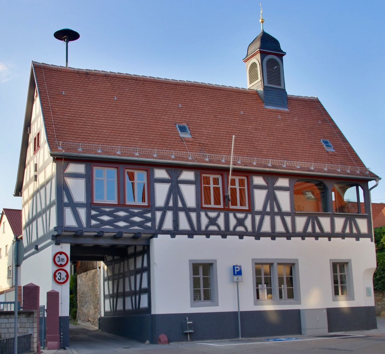 Rathaus Lützelsachsen