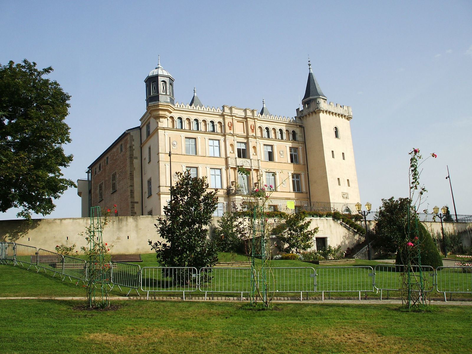 château de Saint-Priest
