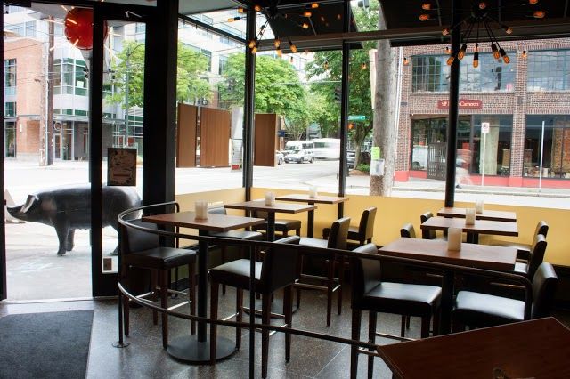 Serious Pie & Biscuit