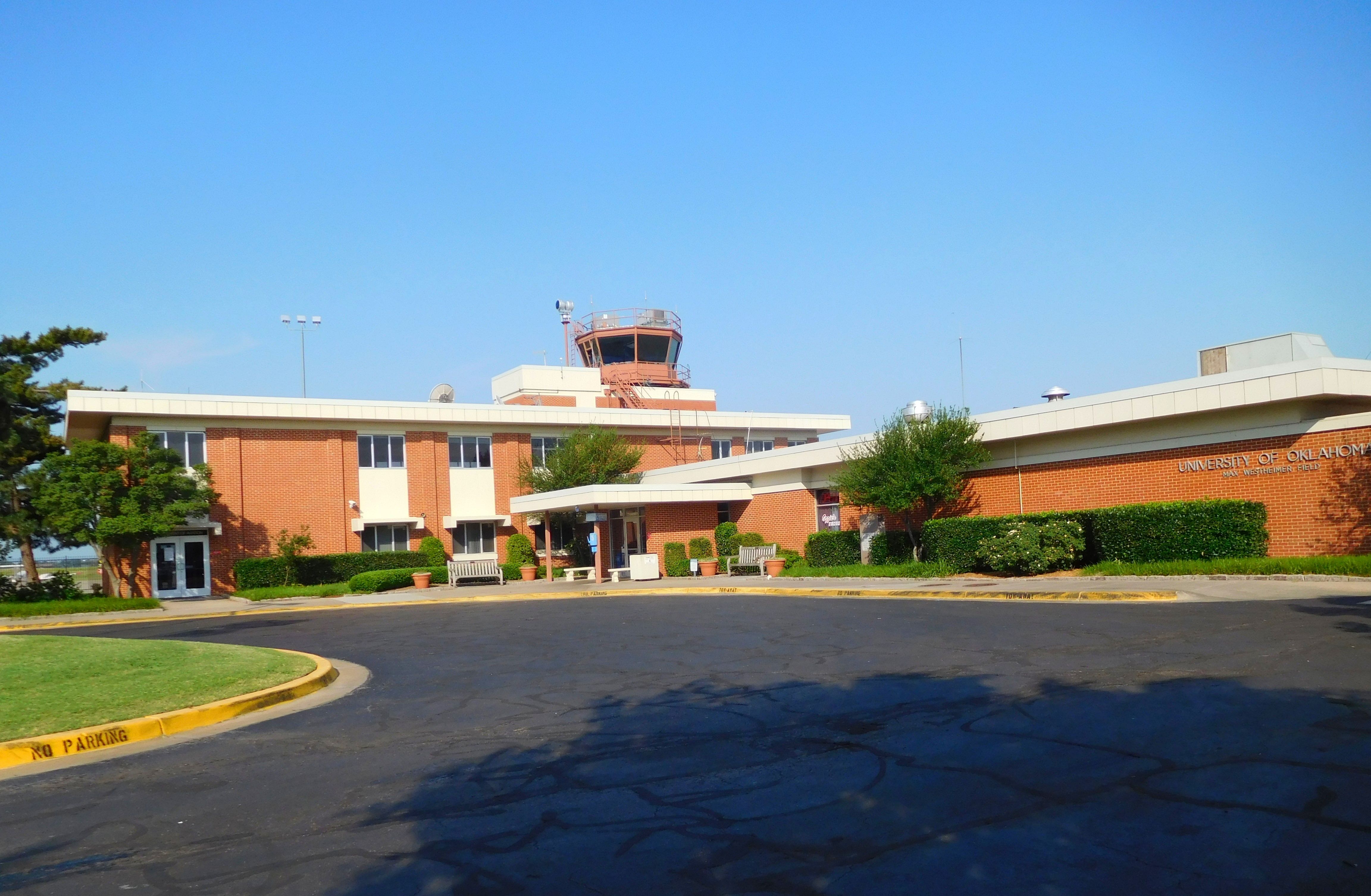 University of Oklahoma Max Westheimer Airport