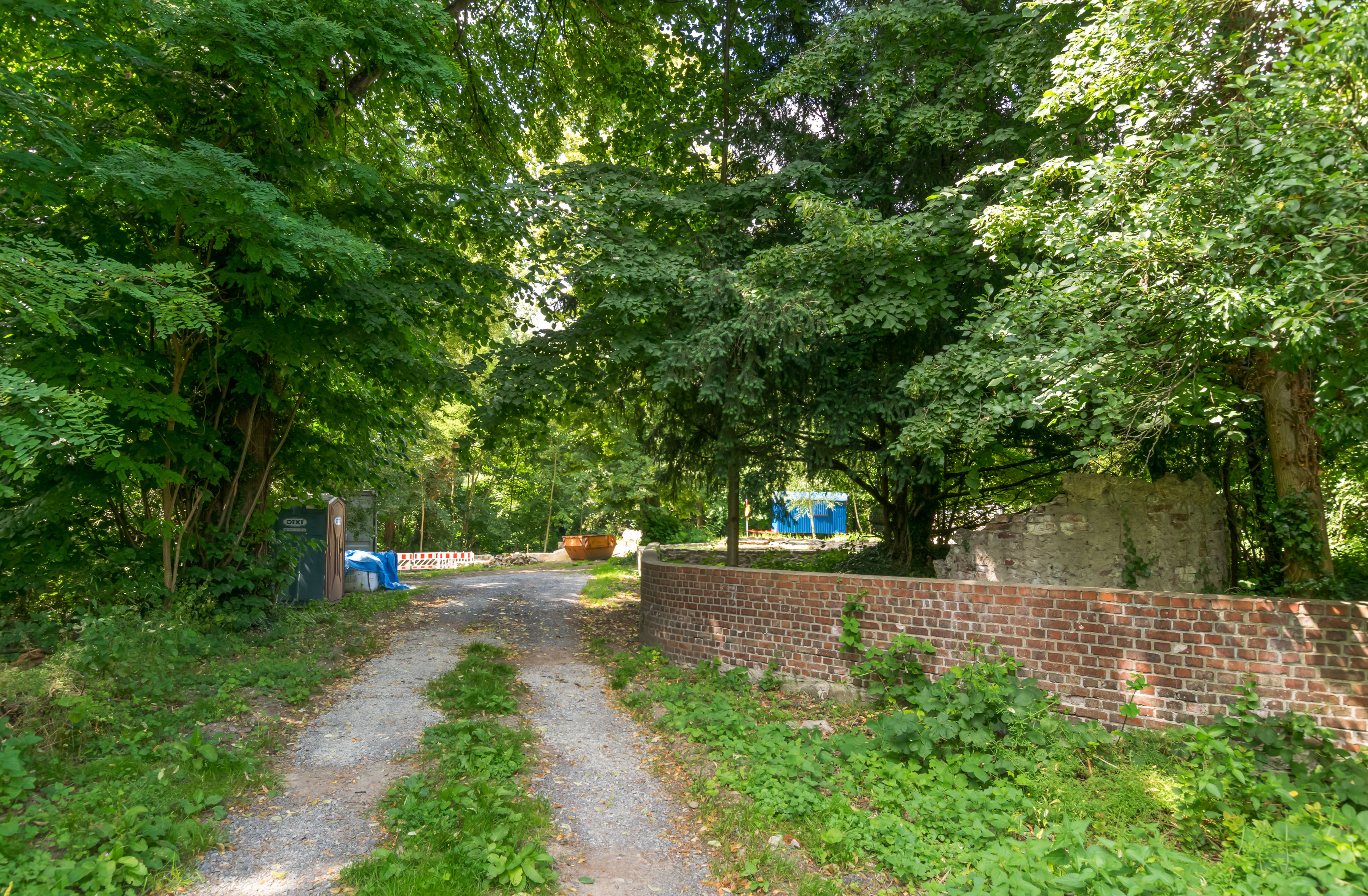 Alte Burg in Lage