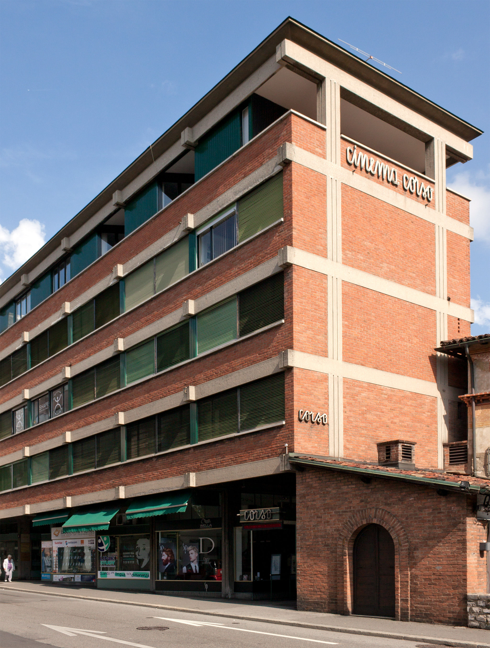 Palazzo und Cinema Corso