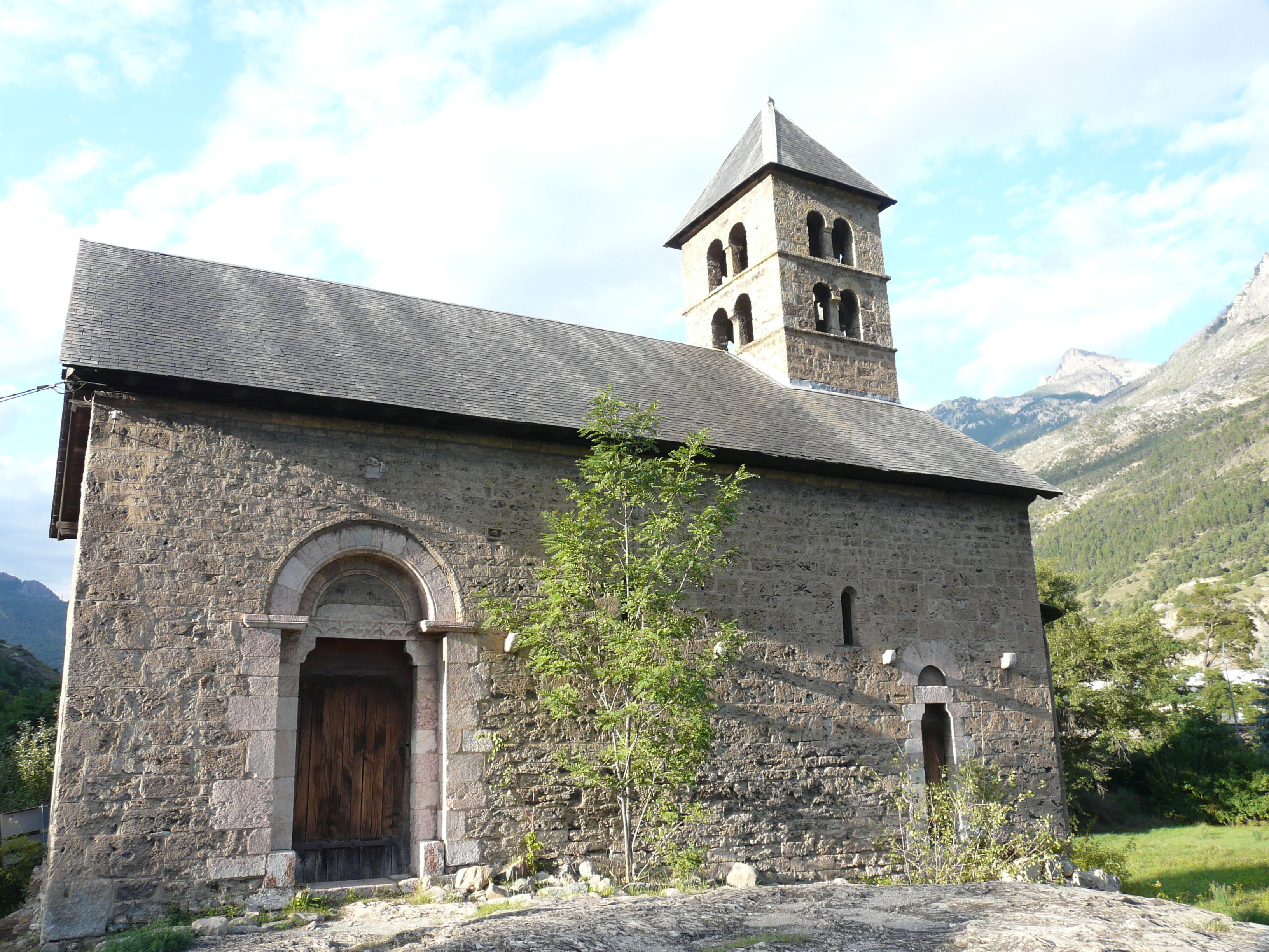 Chapelle Saint-Jean a L'Argentiere-la-Bessee